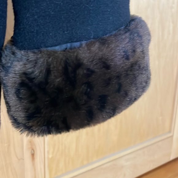 Vintage Lindor Petite Black Wool Coat With Faux Leopard Fur Trim, Size 16 - Picture 5 of 16